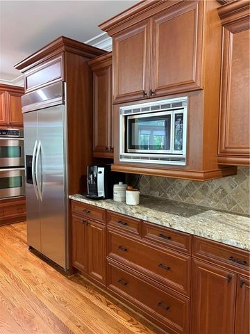 2201 Hunters Green Drive, Lawrenceville, GA 30043