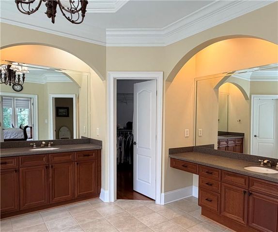 2201 Hunters Green Drive, Lawrenceville, GA 30043