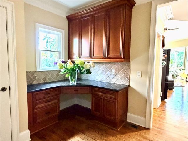 2201 Hunters Green Drive, Lawrenceville, GA 30043