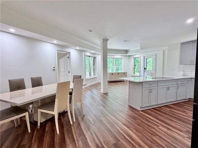 2201 Hunters Green Drive, Lawrenceville, GA 30043