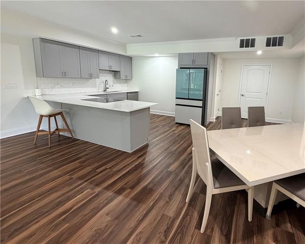 2201 Hunters Green Drive, Lawrenceville, GA 30043