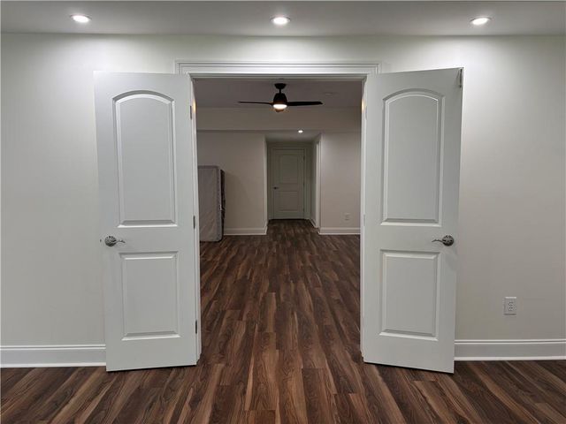 2201 Hunters Green Drive, Lawrenceville, GA 30043