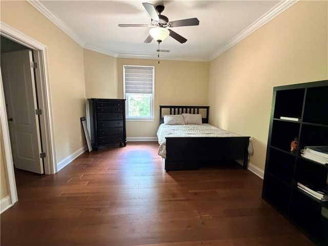 2201 Hunters Green Drive, Lawrenceville, GA 30043