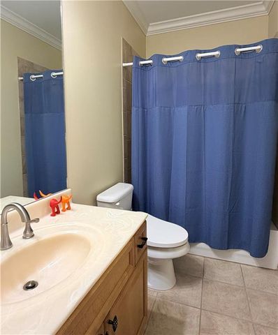 2201 Hunters Green Drive, Lawrenceville, GA 30043
