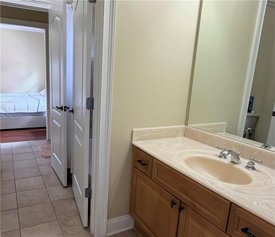 2201 Hunters Green Drive, Lawrenceville, GA 30043