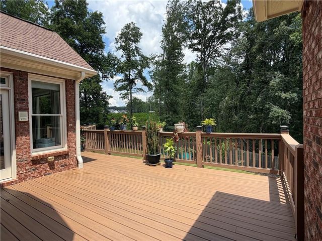 2201 Hunters Green Drive, Lawrenceville, GA 30043