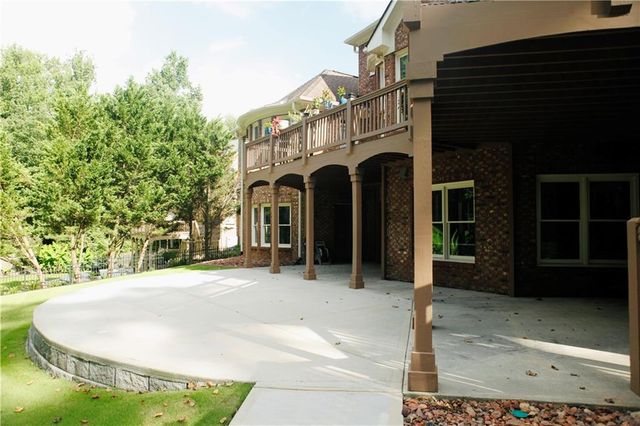 2201 Hunters Green Drive, Lawrenceville, GA 30043