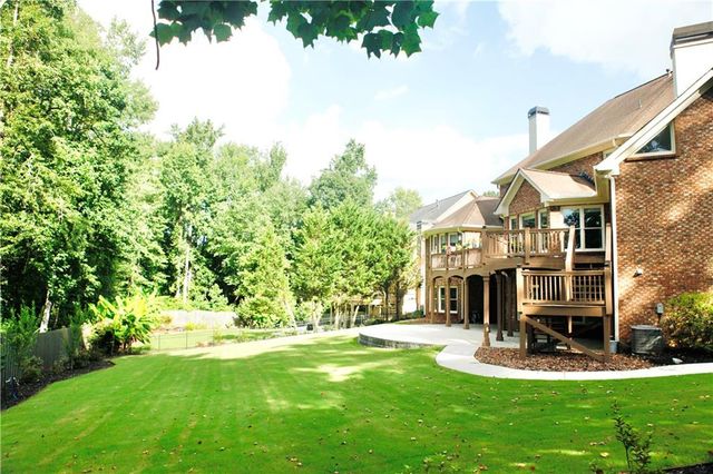 2201 Hunters Green Drive, Lawrenceville, GA 30043
