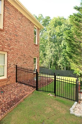 2201 Hunters Green Drive, Lawrenceville, GA 30043