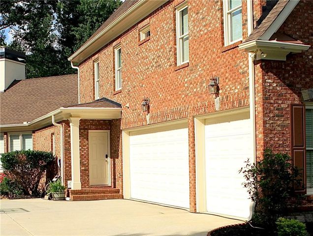 2201 Hunters Green Drive, Lawrenceville, GA 30043