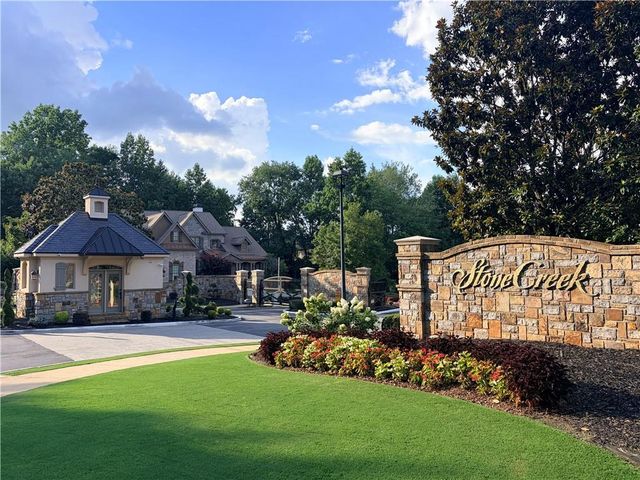 2201 Hunters Green Drive, Lawrenceville, GA 30043