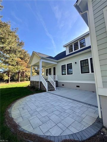 8 Seay CT, Cape Charles, VA 23310