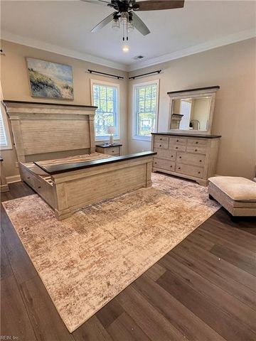 8 Seay CT, Cape Charles, VA 23310