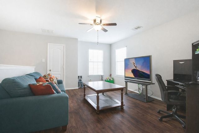 2013 Prospect Lane, Providence Village, TX 76227