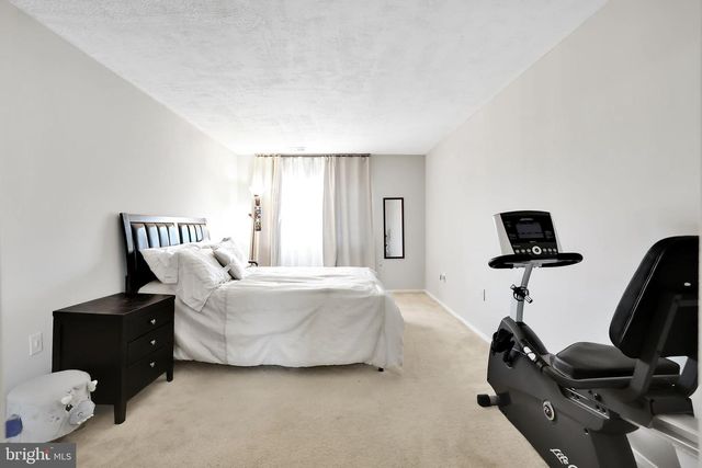 12207 ACADEMY WAY #9, Rockville, MD 20852