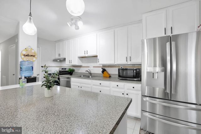 12207 ACADEMY WAY #9, Rockville, MD 20852