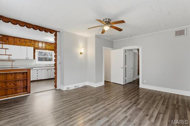 317 E Garfield Street, Belleville, IL 62220