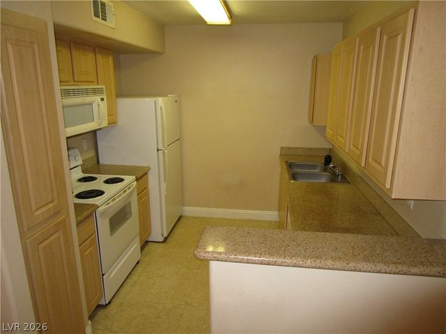 8000 West Badura Avenue 2099, Las Vegas, NV 89113