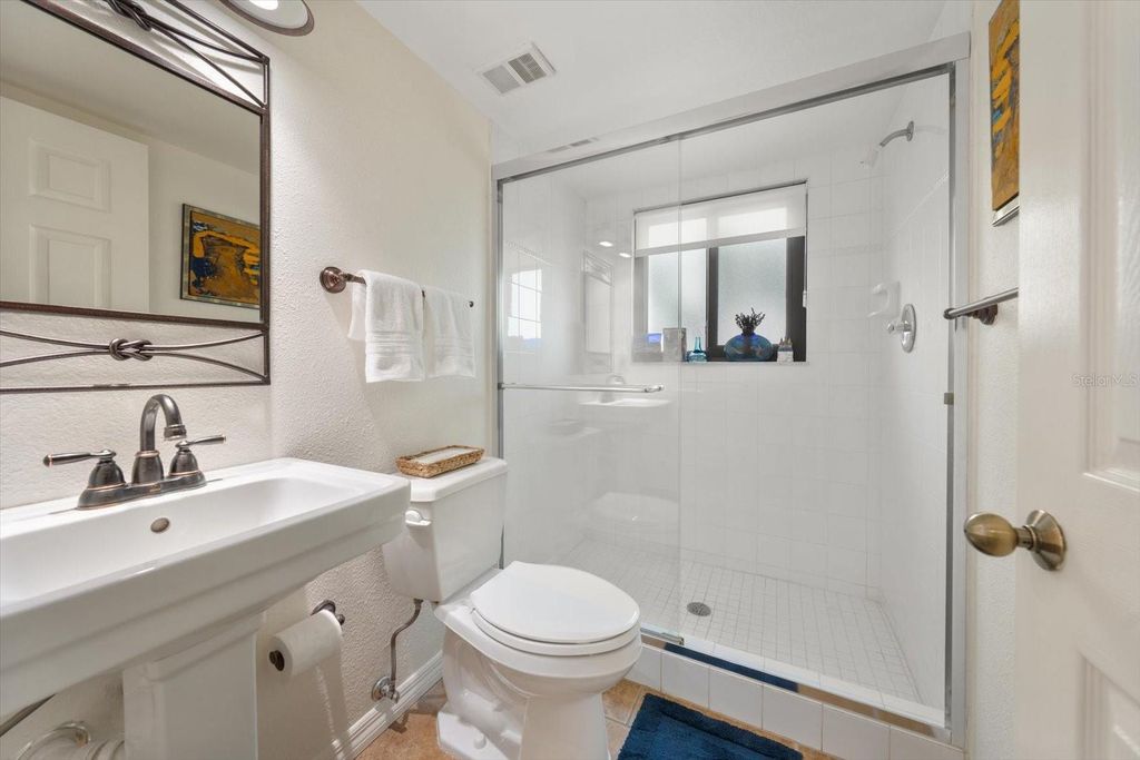 Image 18 of property listing at 1206 GULF BOULEVARD A6, Indian Rocks Beach, FL 33785