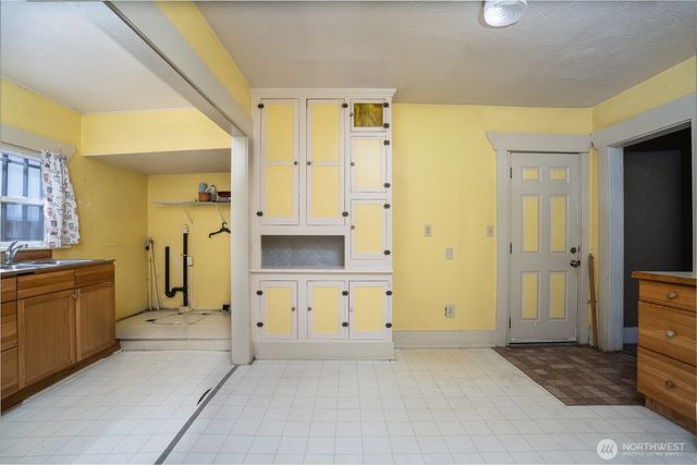 5507 S Alaska Street, Tacoma, WA 98408