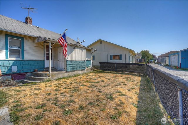 5507 S Alaska Street, Tacoma, WA 98408