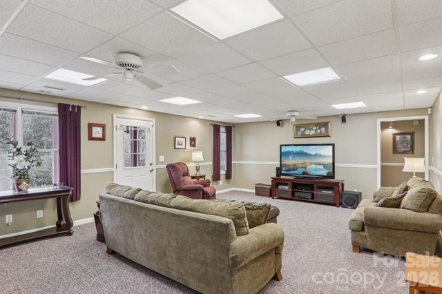 741 Zelda Court, Hendersonville, NC 28792