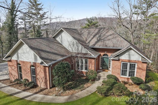 741 Zelda Court, Hendersonville, NC 28792