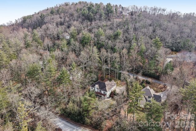 741 Zelda Court, Hendersonville, NC 28792