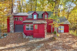 5000 S Tripp Road, Osseo, MI 49266