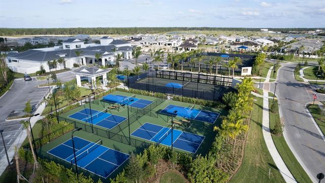 10005 Driftwood Way, Palm Beach Gardens, FL 33412