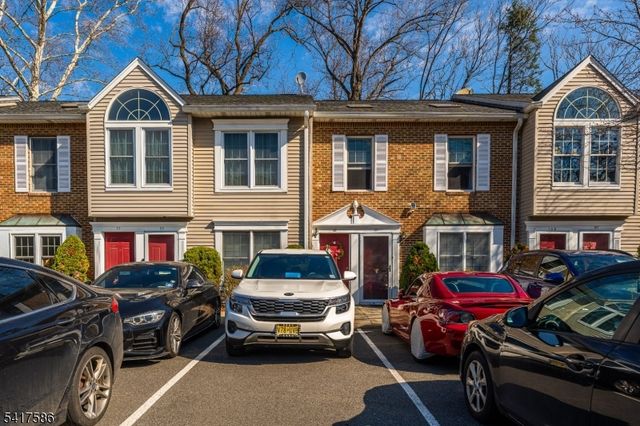 113 Tiffany Blvd, Newark City, NJ 07104