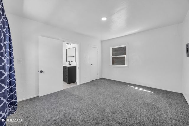 1739 Hymer Avenue, Sparks, NV 89431