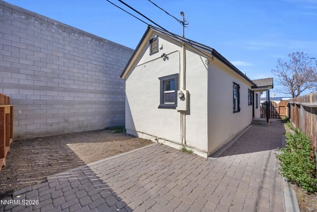 1739 Hymer Avenue, Sparks, NV 89431