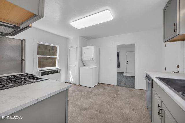 1739 Hymer Avenue, Sparks, NV 89431