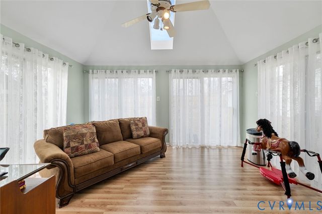 4028 Falconway Ln, North Chesterfield, VA 23237