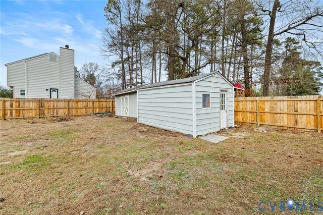 4028 Falconway Ln, North Chesterfield, VA 23237