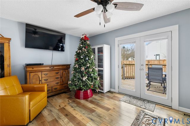 4028 Falconway Ln, North Chesterfield, VA 23237