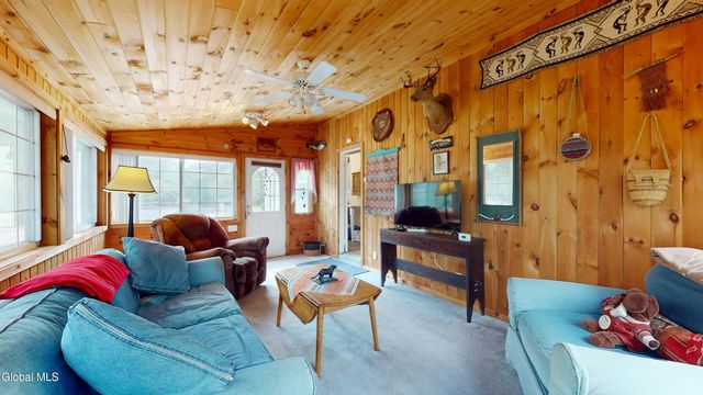 16 Paradise Drive, Lake Luzerne, NY 12846