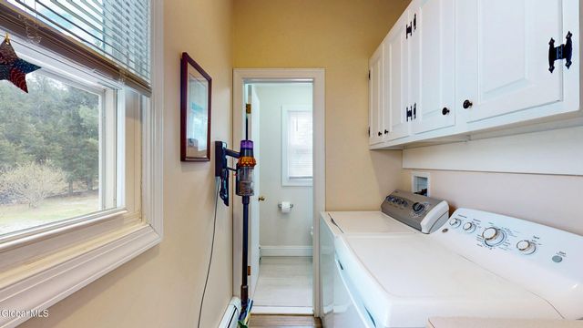 16 Paradise Drive, Lake Luzerne, NY 12846