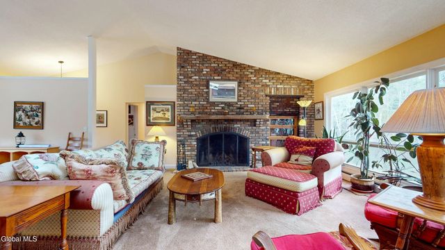 16 Paradise Drive, Lake Luzerne, NY 12846