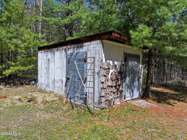 16 Paradise Drive, Lake Luzerne, NY 12846
