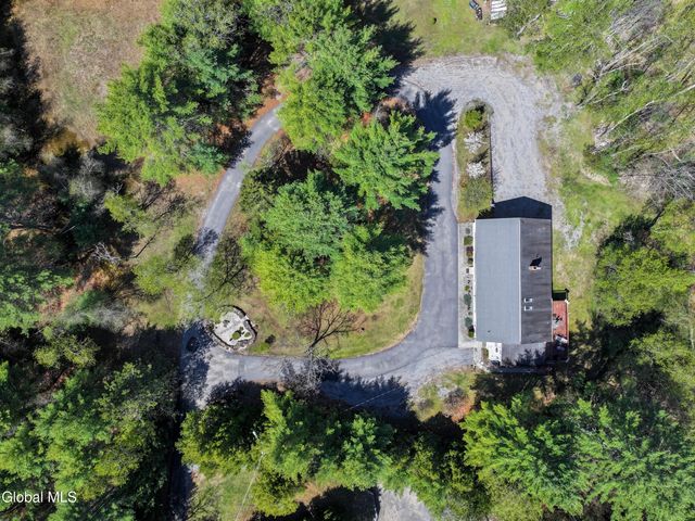 16 Paradise Drive, Lake Luzerne, NY 12846