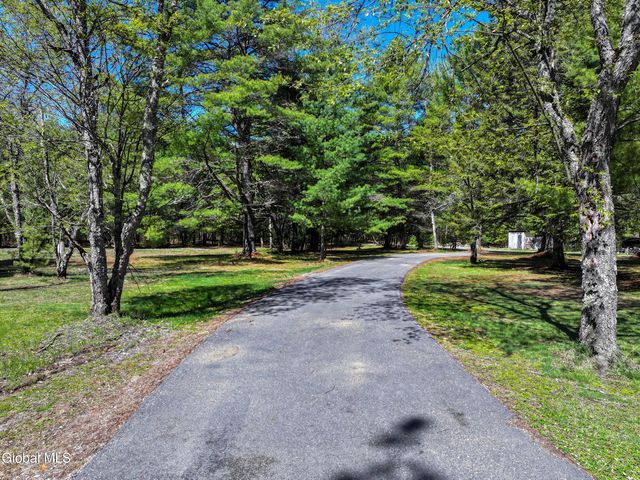 16 Paradise Drive, Lake Luzerne, NY 12846