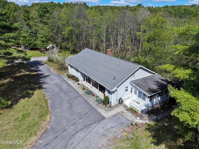 16 Paradise Drive, Lake Luzerne, NY 12846