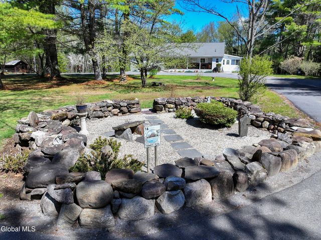 16 Paradise Drive, Lake Luzerne, NY 12846