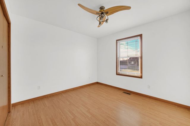 17359 Camelot Drive, Lowell, IN 46356