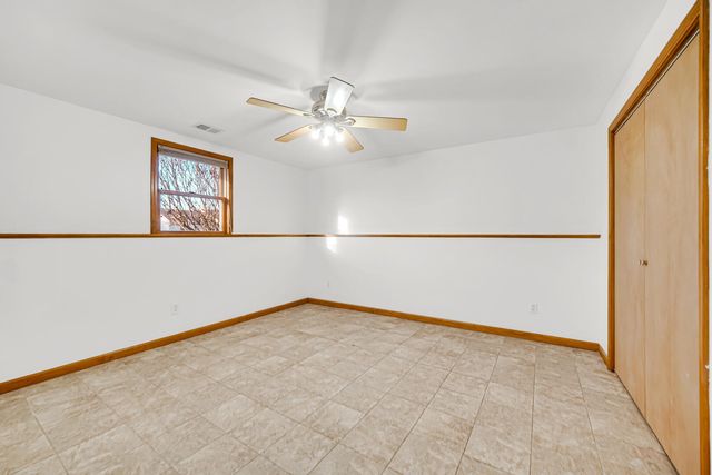 17359 Camelot Drive, Lowell, IN 46356