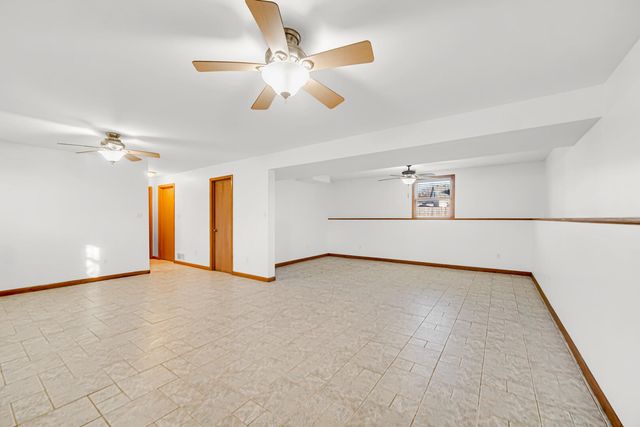 17359 Camelot Drive, Lowell, IN 46356