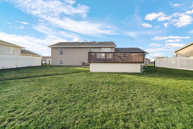 17359 Camelot Drive, Lowell, IN 46356