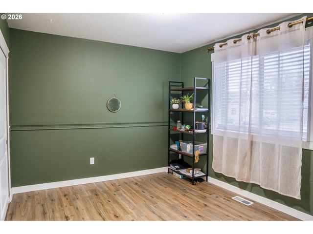 5155 LONE TREE Ct Ne, Salem, OR 97305